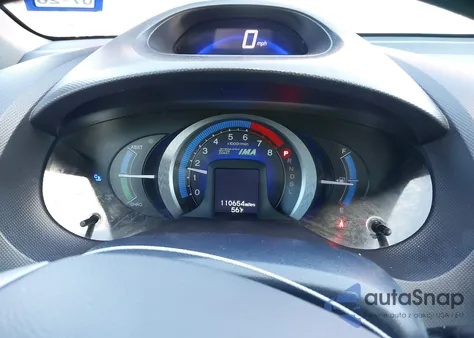 2010 Honda Insight Lx z USA, uszkodzony, nr VIN JHMZE2H51AS024865